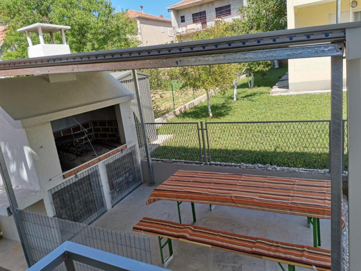 Marini Apartmani Trogir Exterior photo