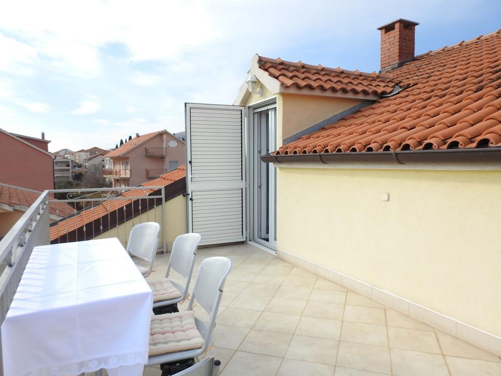 Marini Apartmani Trogir Exterior photo