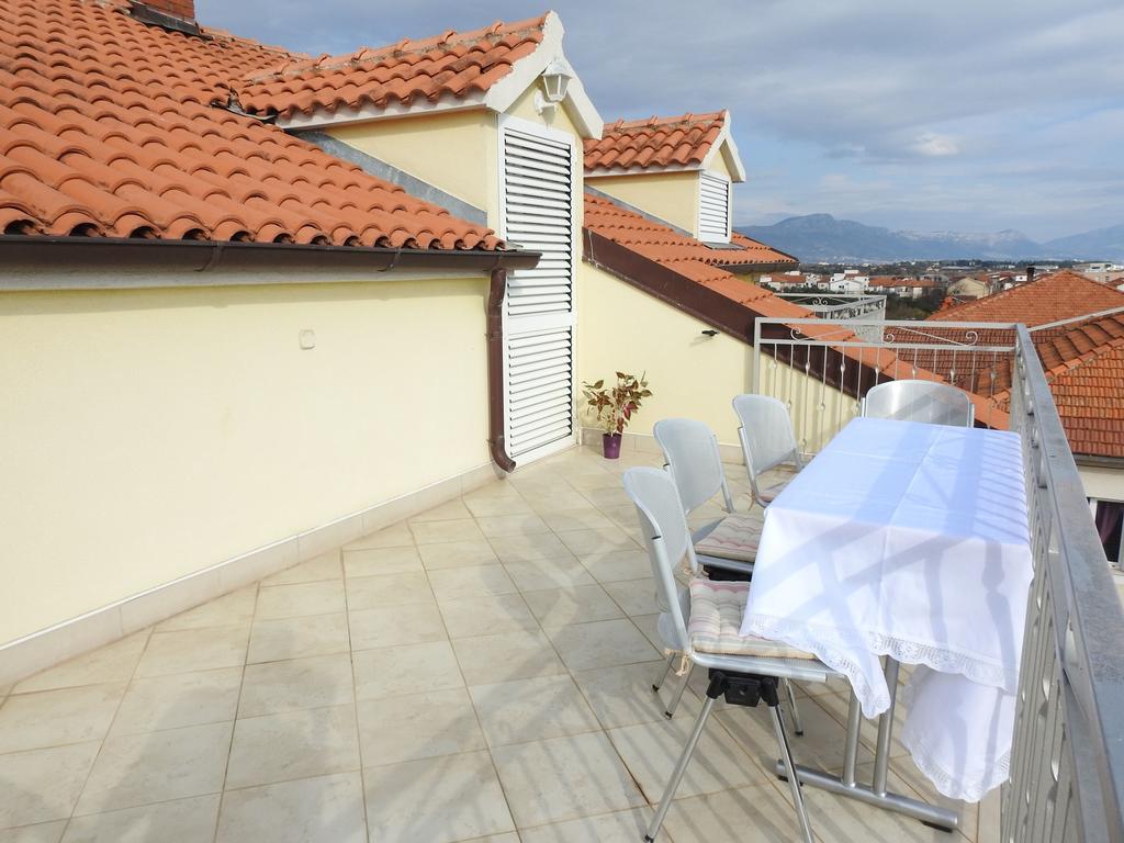 Marini Apartmani Trogir Exterior photo