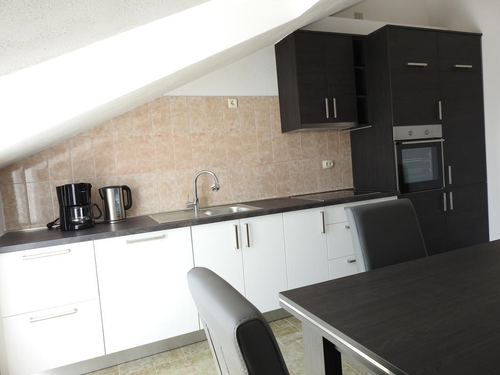 Marini Apartmani Trogir Exterior photo